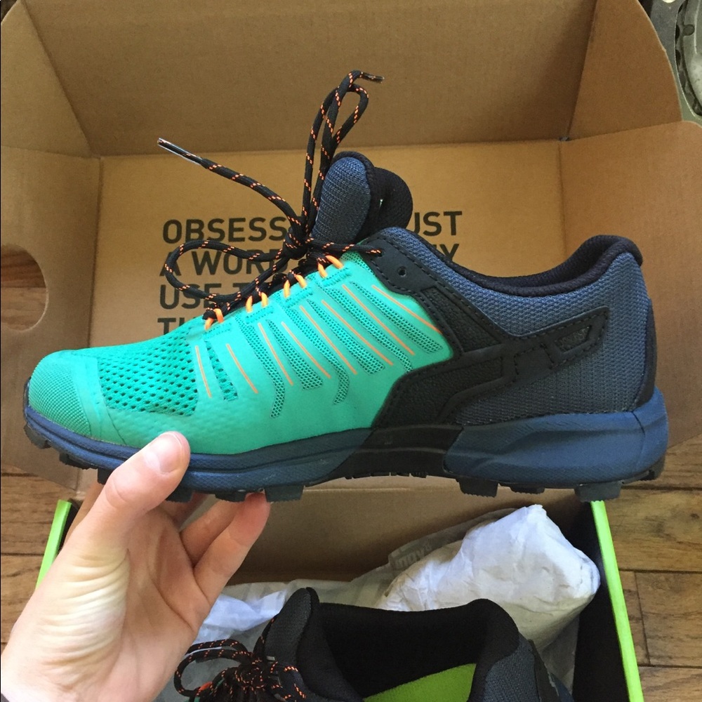 Inov-8 roclite g275 trail running/hiking shoes